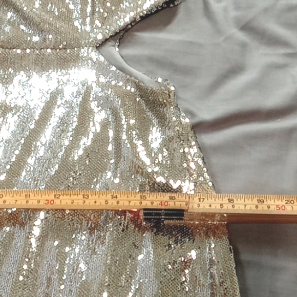 HALSTON Dress 12 Women Silver Sequence Metallic Cocktail Party Holiday NEW yy - Picture 7 of 12